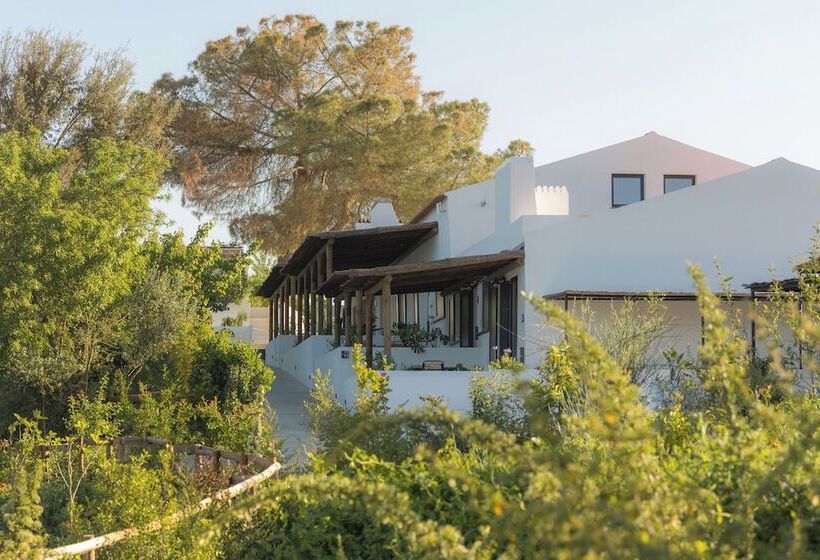 ホテル Gandum Village