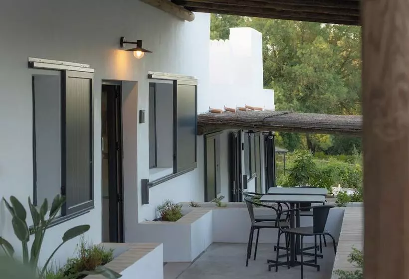 ホテル Gandum Village