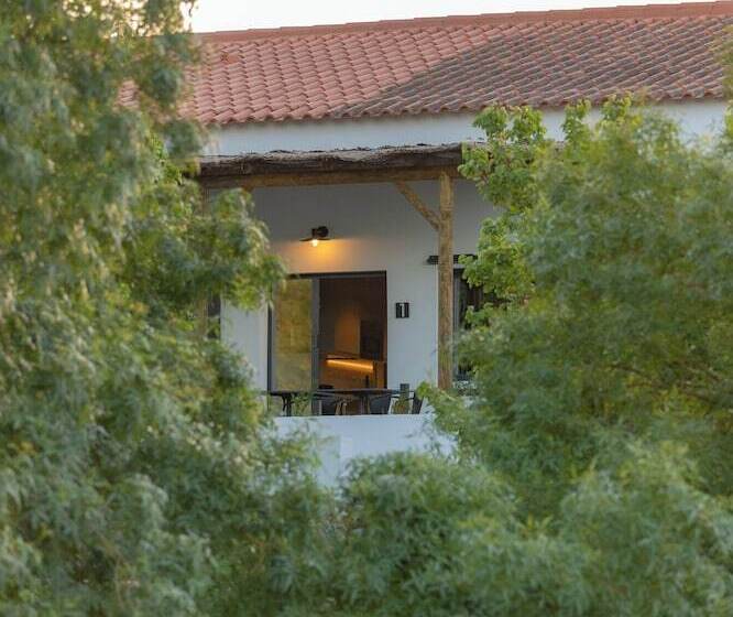 ホテル Gandum Village