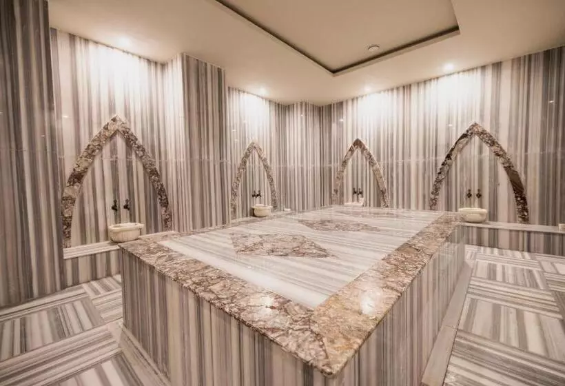 Hotelli Granada Luxury Red Adult Only