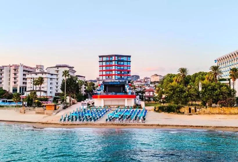 Hotelli Granada Luxury Red Adult Only