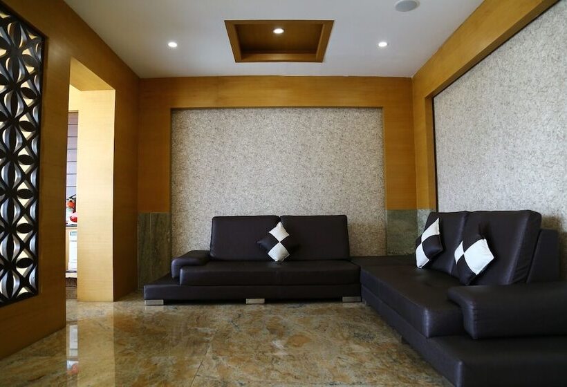 Hotel Varshan International