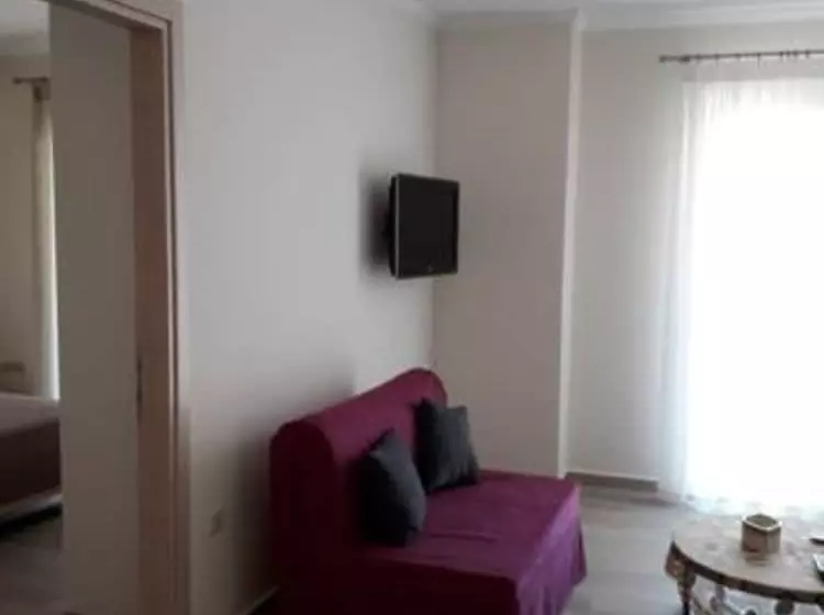 Michael Apartments   Private Parking