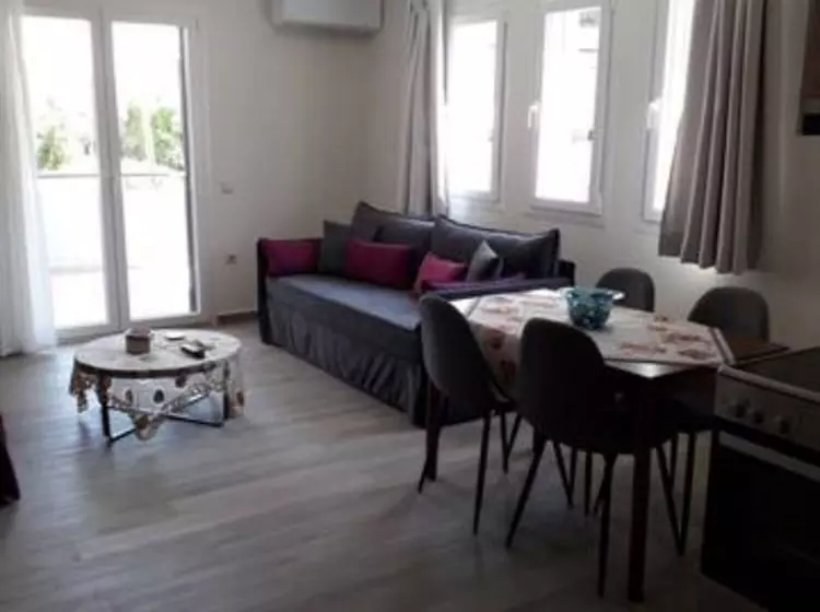 Michael Apartments   Private Parking