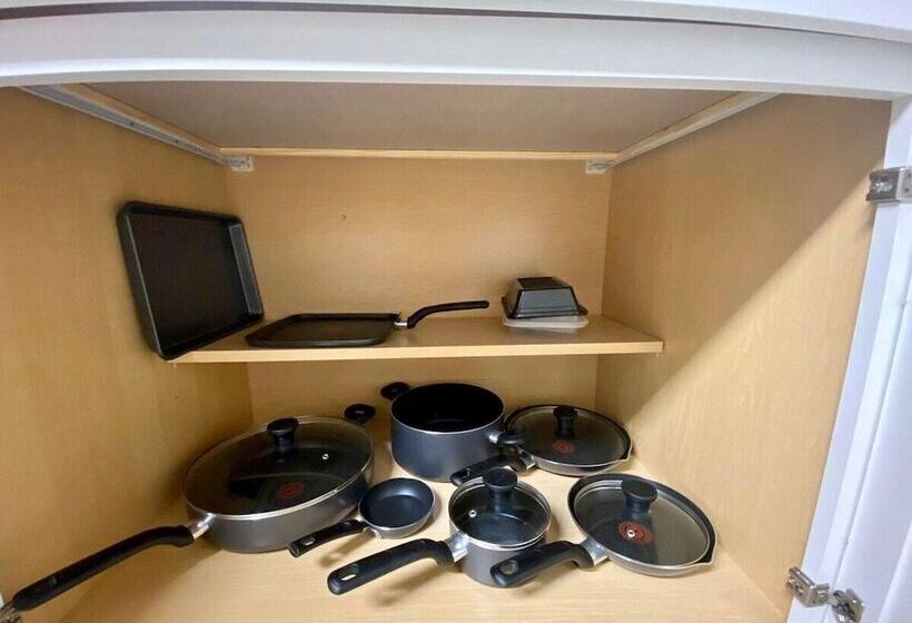 ペンション Amazing House Relax Near Raymond Stadium