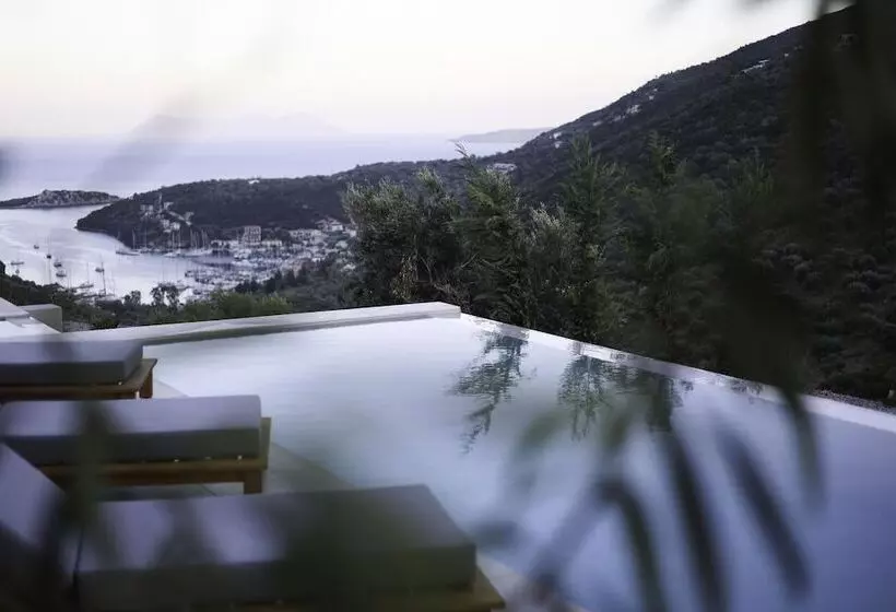 Theros Villas With Private Pool