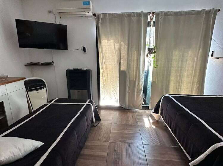 مبيت وإفطار Anas Inn