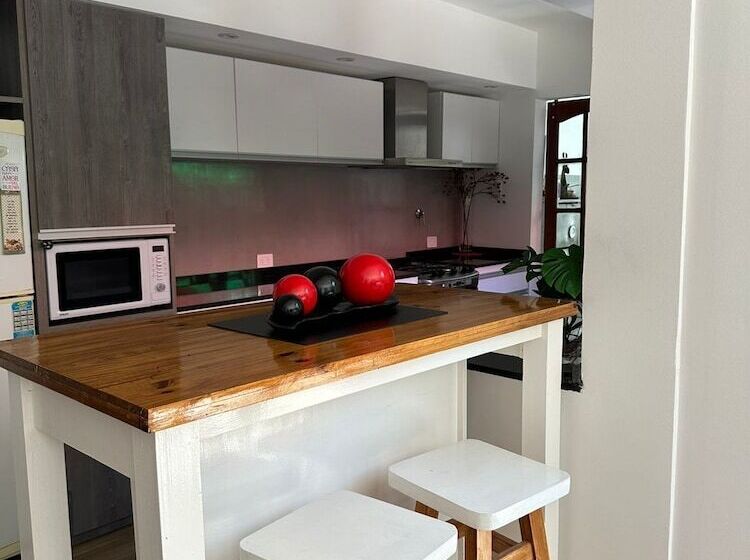 مبيت وإفطار Anas Inn