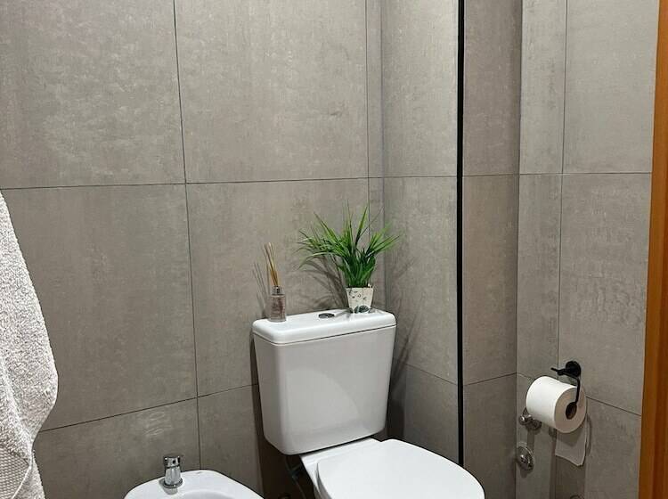 مبيت وإفطار Anas Inn