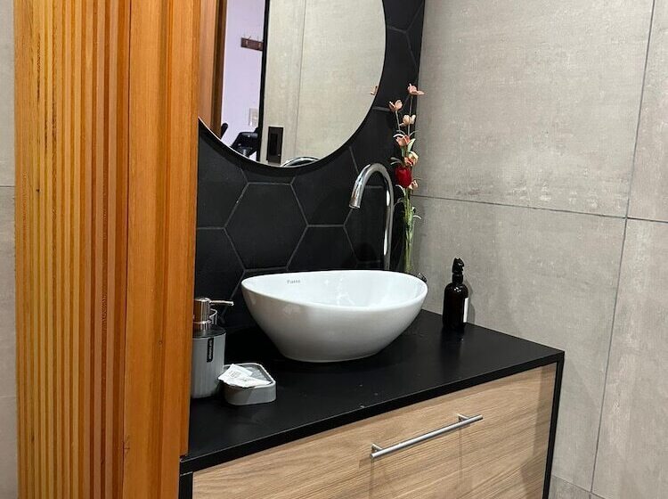 مبيت وإفطار Anas Inn