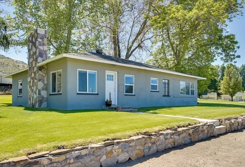 Charming Emmett Home W/ Patio   14 Mi To Reservoir