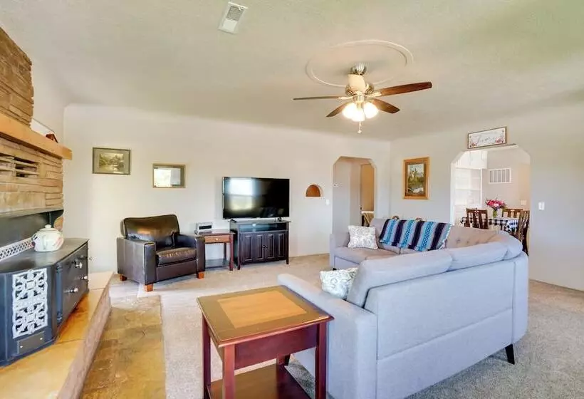 Charming Emmett Home W/ Patio   14 Mi To Reservoir