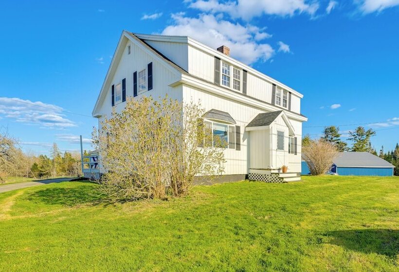Cherryfield Home W/ Decks On Historic Horse Farm