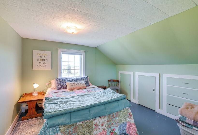 Cherryfield Home W/ Decks On Historic Horse Farm