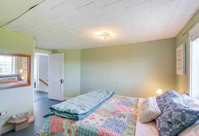 Cherryfield Home W/ Decks On Historic Horse Farm