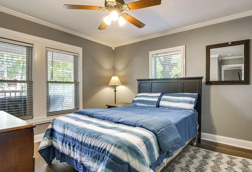 Durham Home W/ Screened Porch ~ 3 Mi To Downtown!