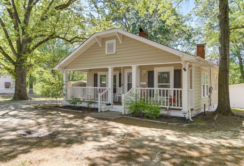 Durham Home W/ Screened Porch ~ 3 Mi To Downtown!