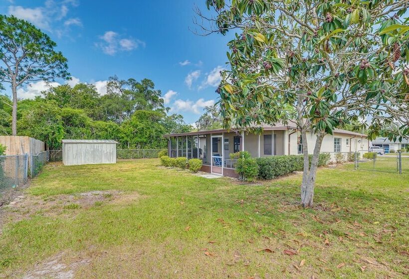 13 Mi To Hudson Beach: Spring Hill Home W/ Lanai