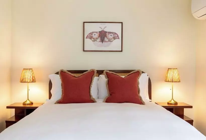 Hostelli Silas House