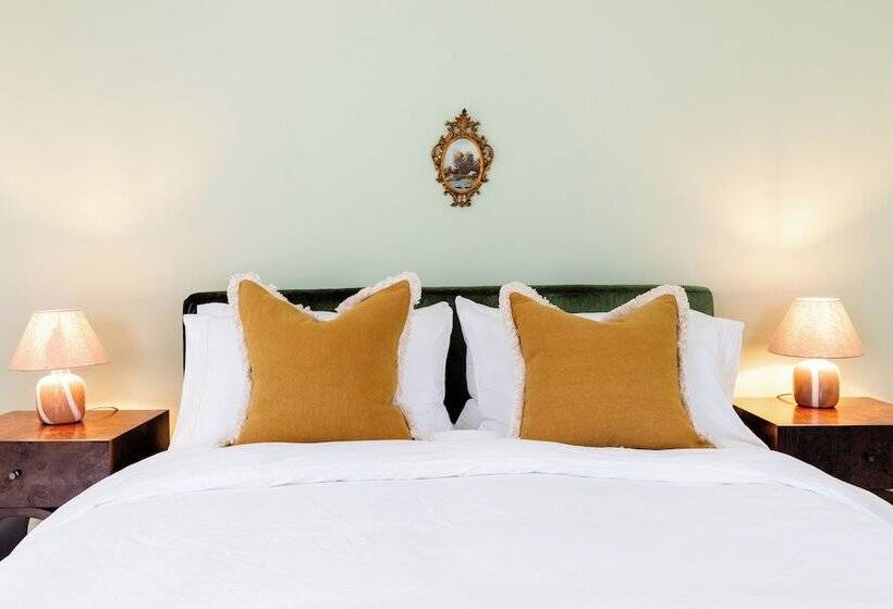 Pansiyon Silas House