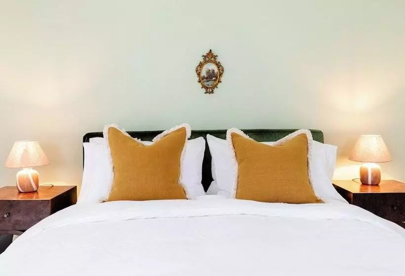 Hostelli Silas House