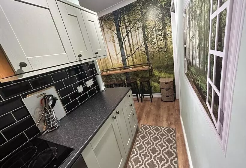 Hotelli Cosy And Secluded Brook Side Lodge