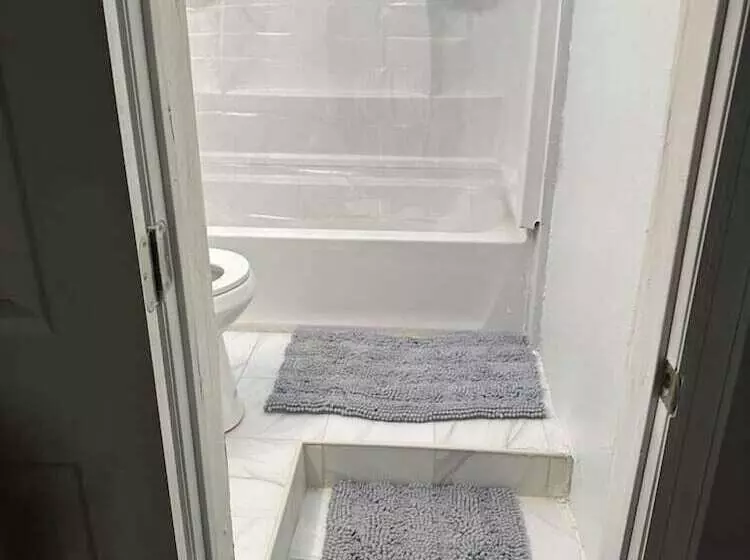 Hotelli Divine Villa & Resorts Guest House