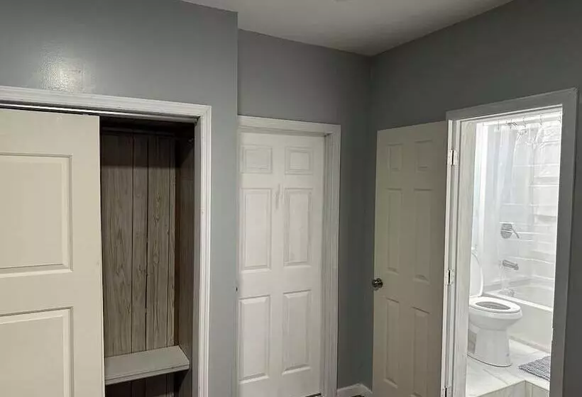 Hotelli Divine Villa & Resorts Guest House