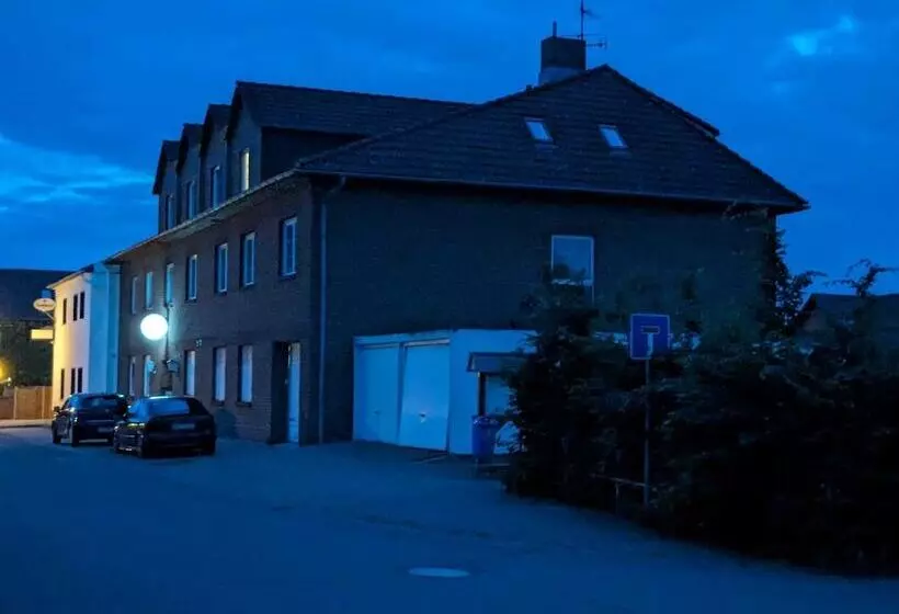 Hotelli Ishi Inn Wolfsburg