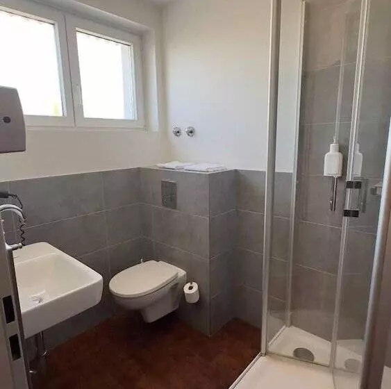 Hotelli Ishi Inn Wolfsburg