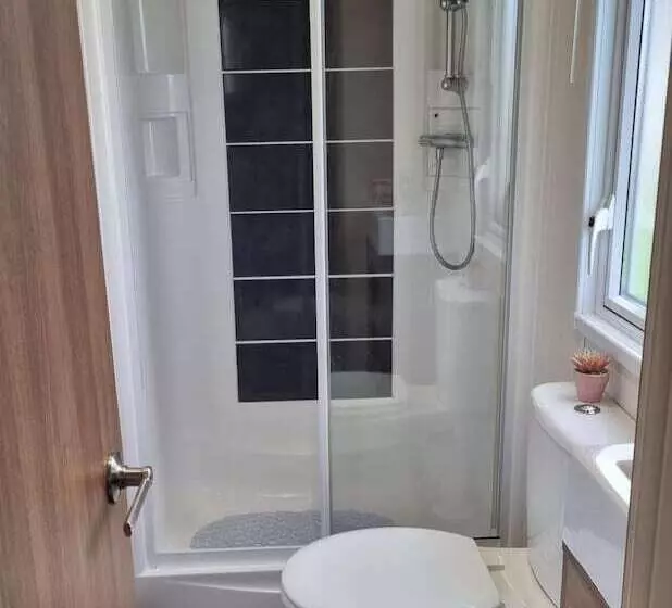 Hotelli Stunning Seaside Lodge Nr New Forest 2 Bed