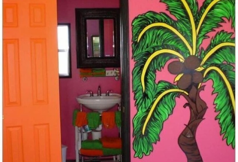 Hotel The Poco Loco Lodge