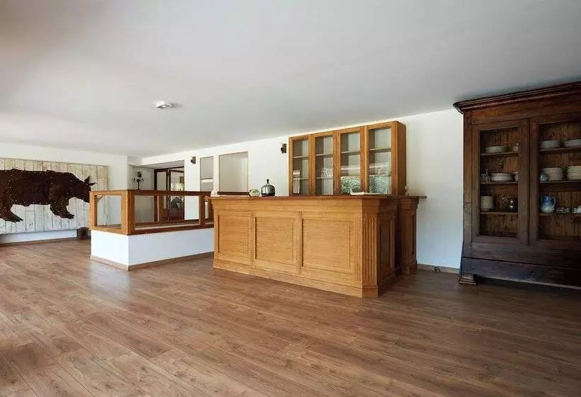 Majatalo Domaine De Badine