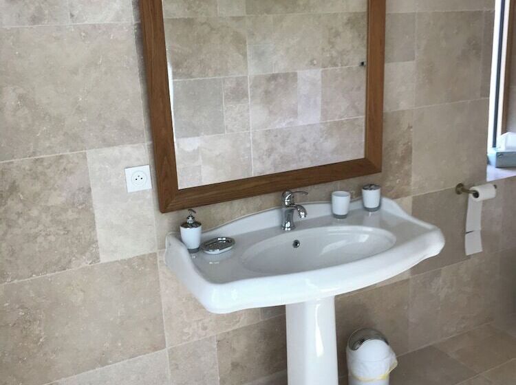 膳宿费 Domaine De Badine