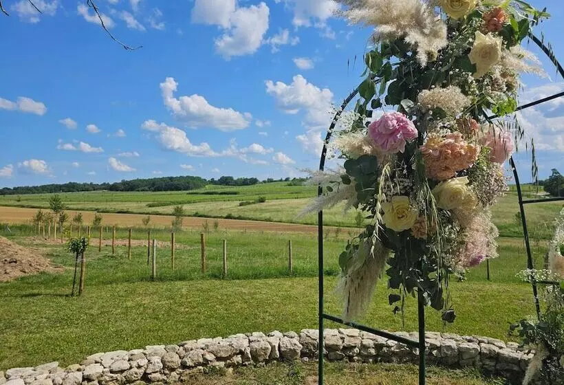 Majatalo Domaine De Badine