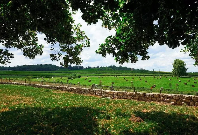 Majatalo Domaine De Badine