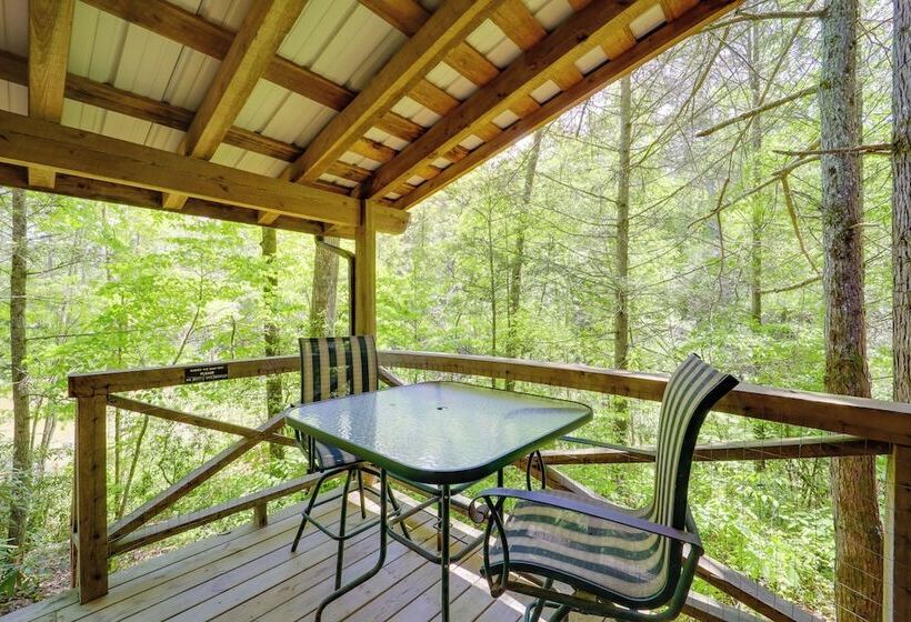 Near Lake Lure: Quiet Cabin W/ Deck & Trail Access