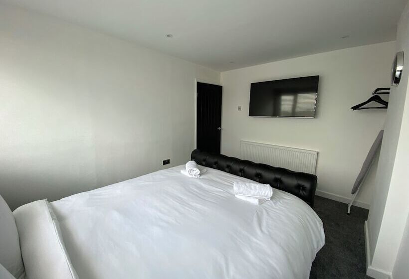 レジデンス Lovely Refurbished 3 Bed House In Liverpool