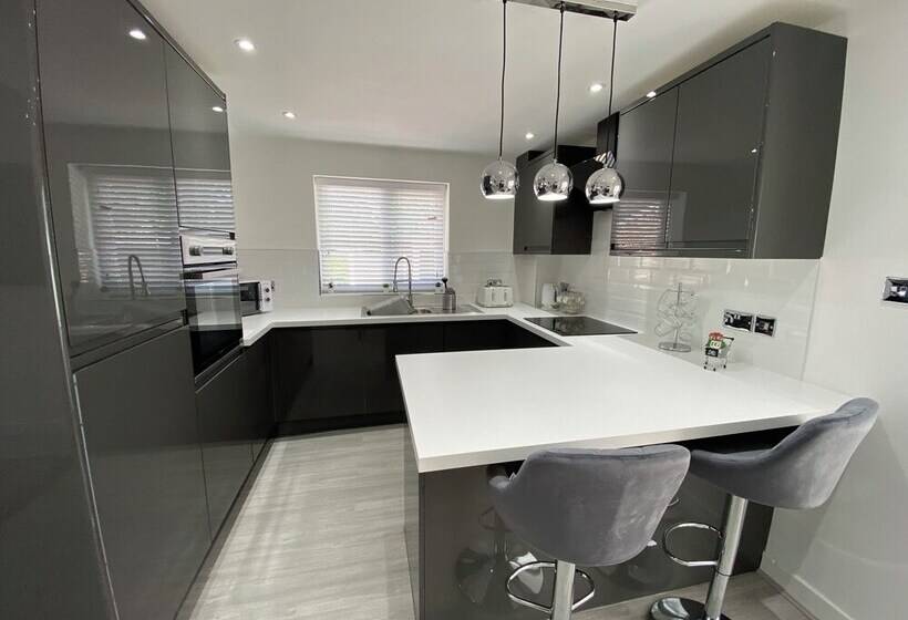 レジデンス Lovely Refurbished 3 Bed House In Liverpool