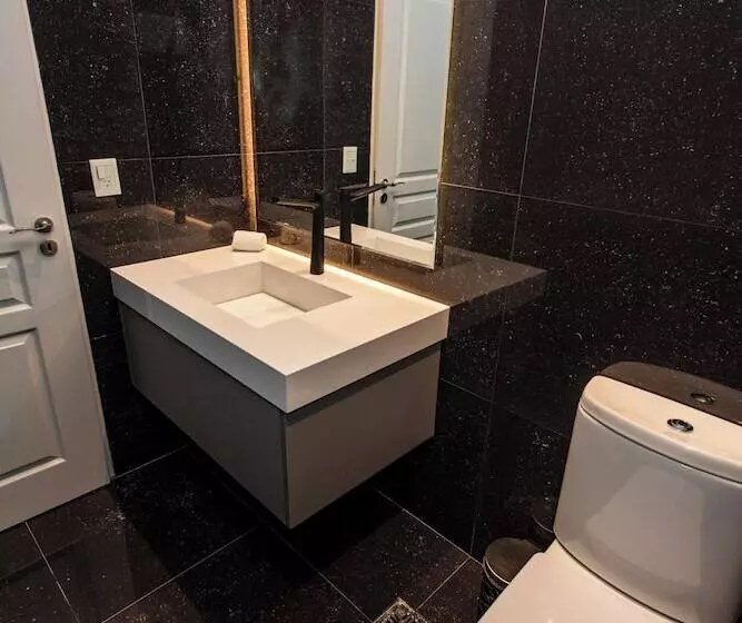اقامتگاه Luxury House Villa Devoto