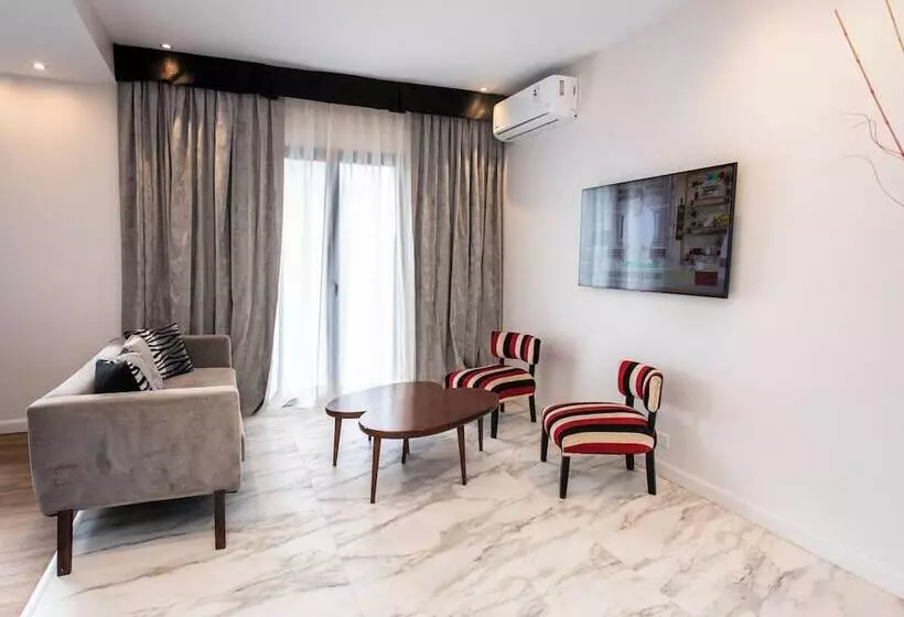 اقامتگاه Luxury House Villa Devoto