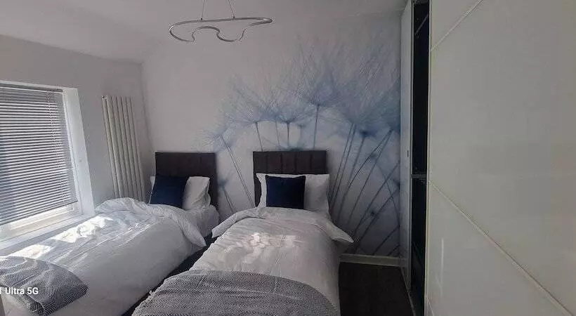 レジデンス Modern 3bed House In Slough