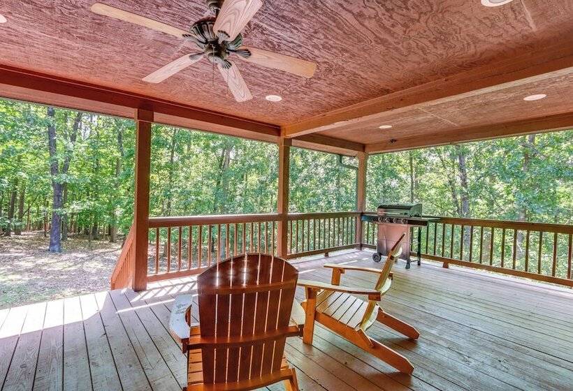 Rogers Cabin On 17 Acres W/ Wraparound Deck!
