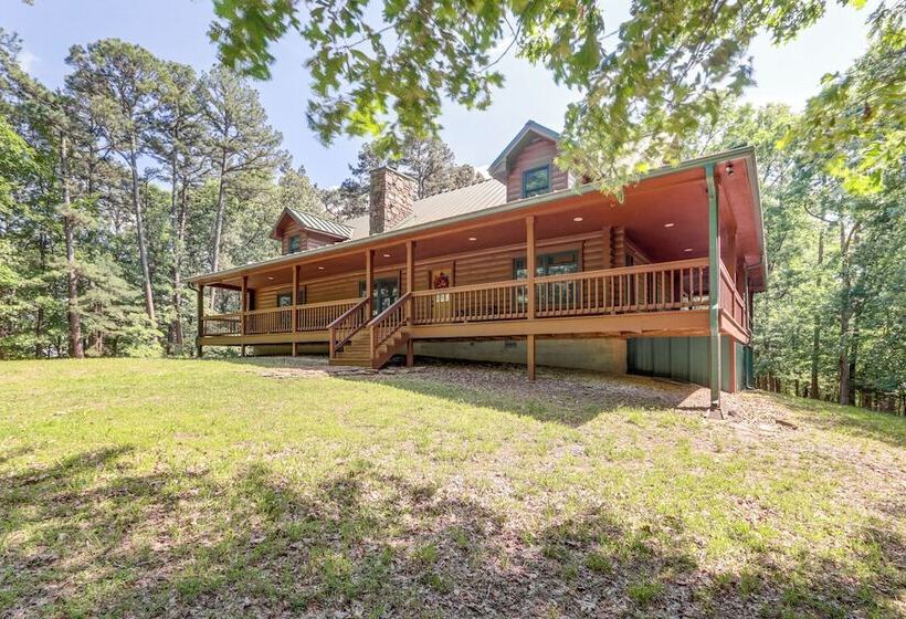 Rogers Cabin On 17 Acres W/ Wraparound Deck!
