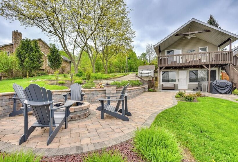 Rome City Lake House W/ Dock + Waterfront Views!