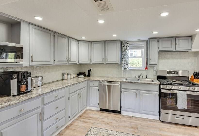 Rome City Lake House W/ Dock + Waterfront Views!