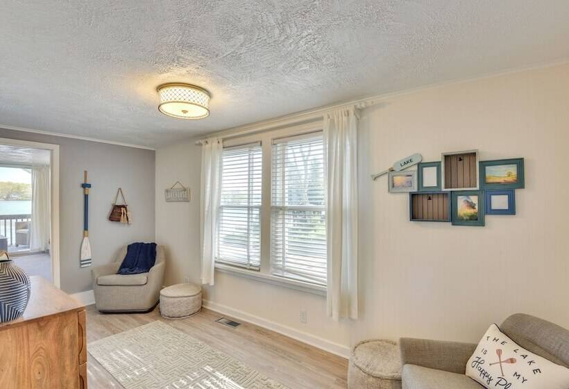 Rome City Lake House W/ Dock + Waterfront Views!