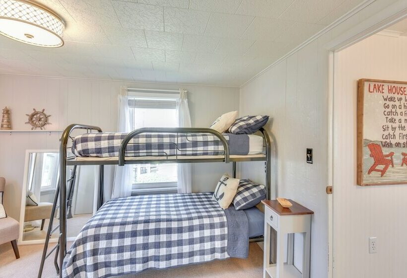 Rome City Lake House W/ Dock + Waterfront Views!