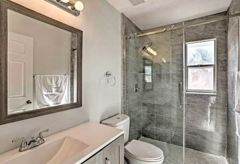 Royal Palm Beach Retreat ~ 13 Mi To Beach!