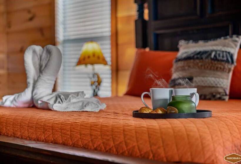 Serene Mountain Retreat By Ghosal Luxury Lodging